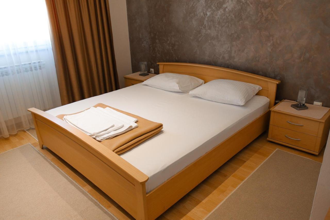 كابليينا Motel Lav المظهر الخارجي الصورة