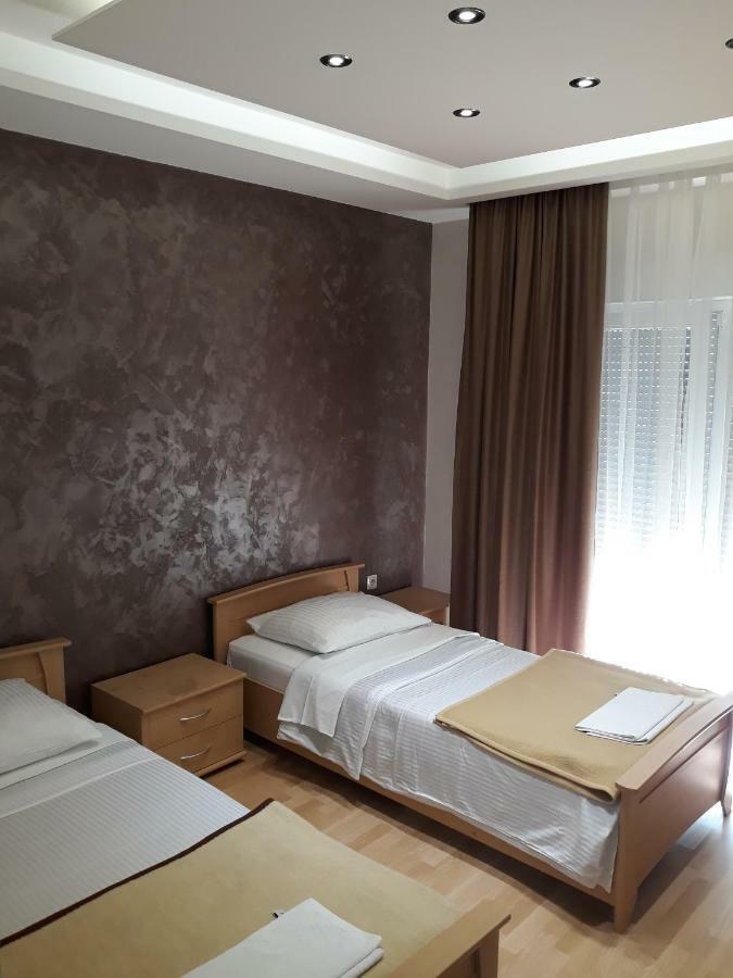 كابليينا Motel Lav المظهر الخارجي الصورة